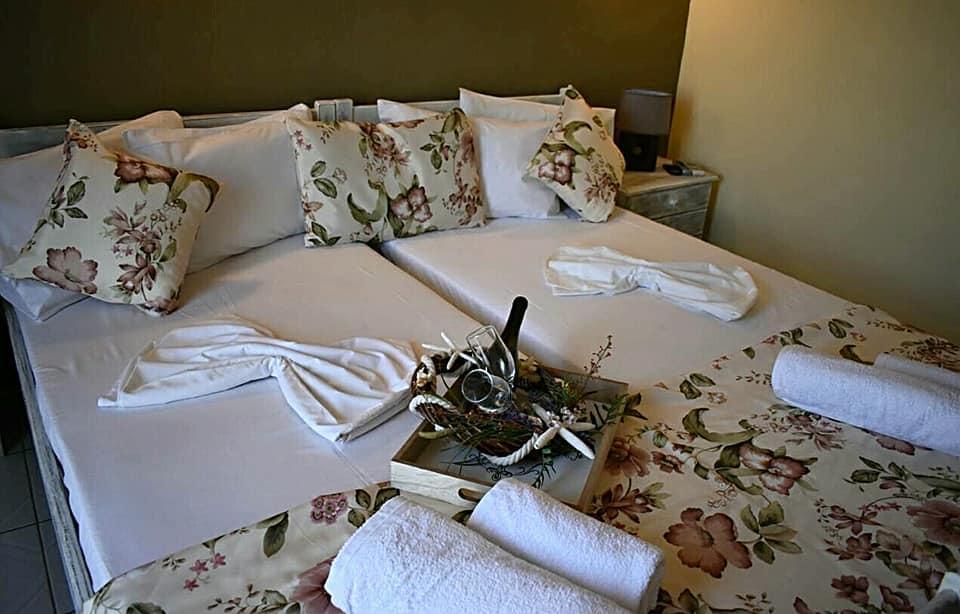 Foteini Rooms Skala Sotiros Exterior foto